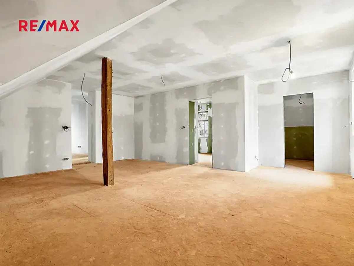 Prodej domu 302 m², pozemek 831 m²