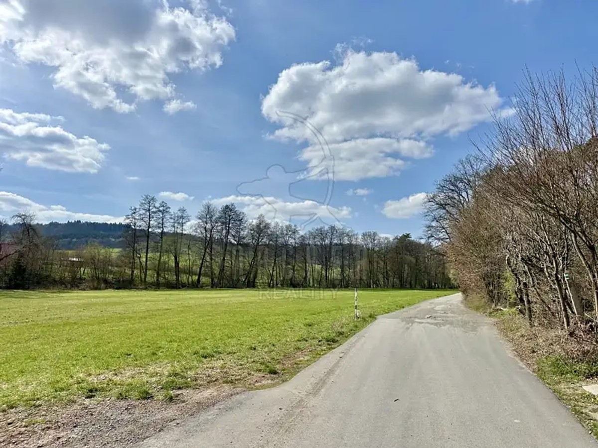 Prodej domu 230 m², pozemek 1948 m²