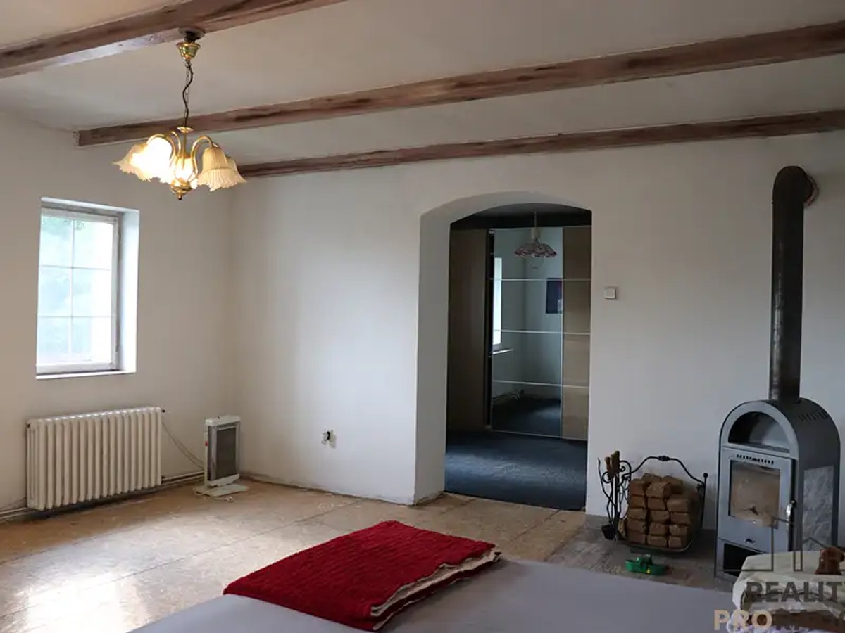 Prodej domu 374 m², pozemek 675 m²