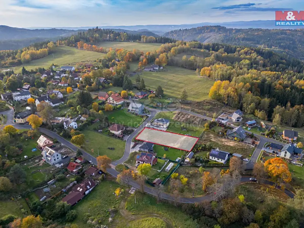 Prodej stavebního pozemku 1311 m²
