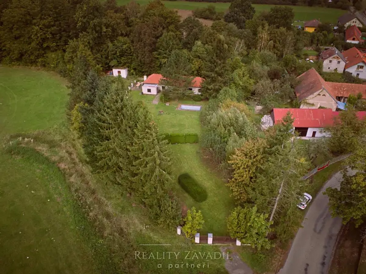 Prodej stavebního pozemku 2803 m²