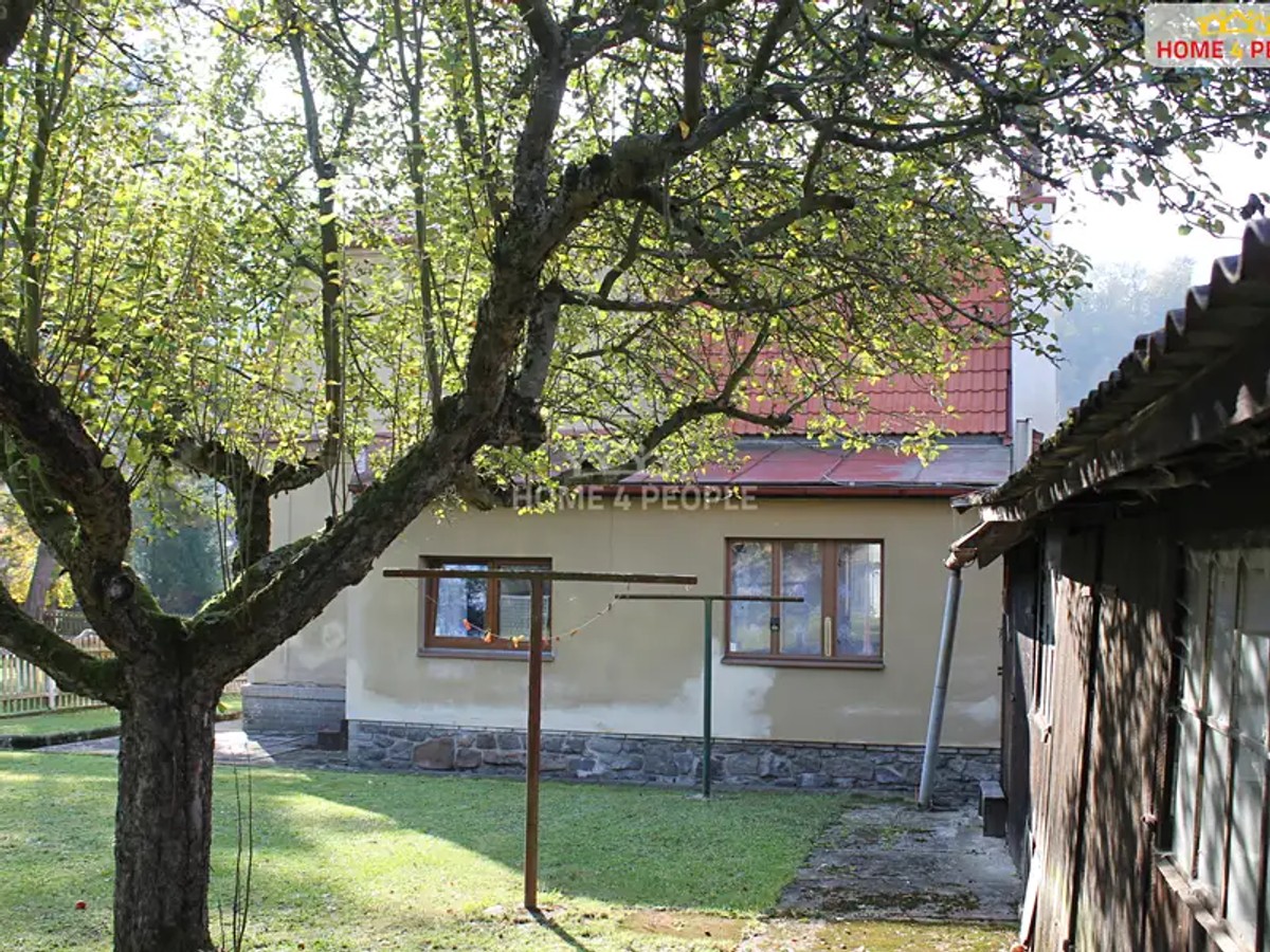 Prodej domu 724 m², pozemek 614 m²