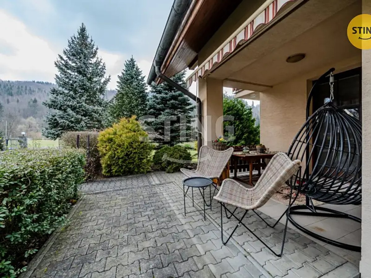 Prodej domu 240 m², pozemek 2035 m²