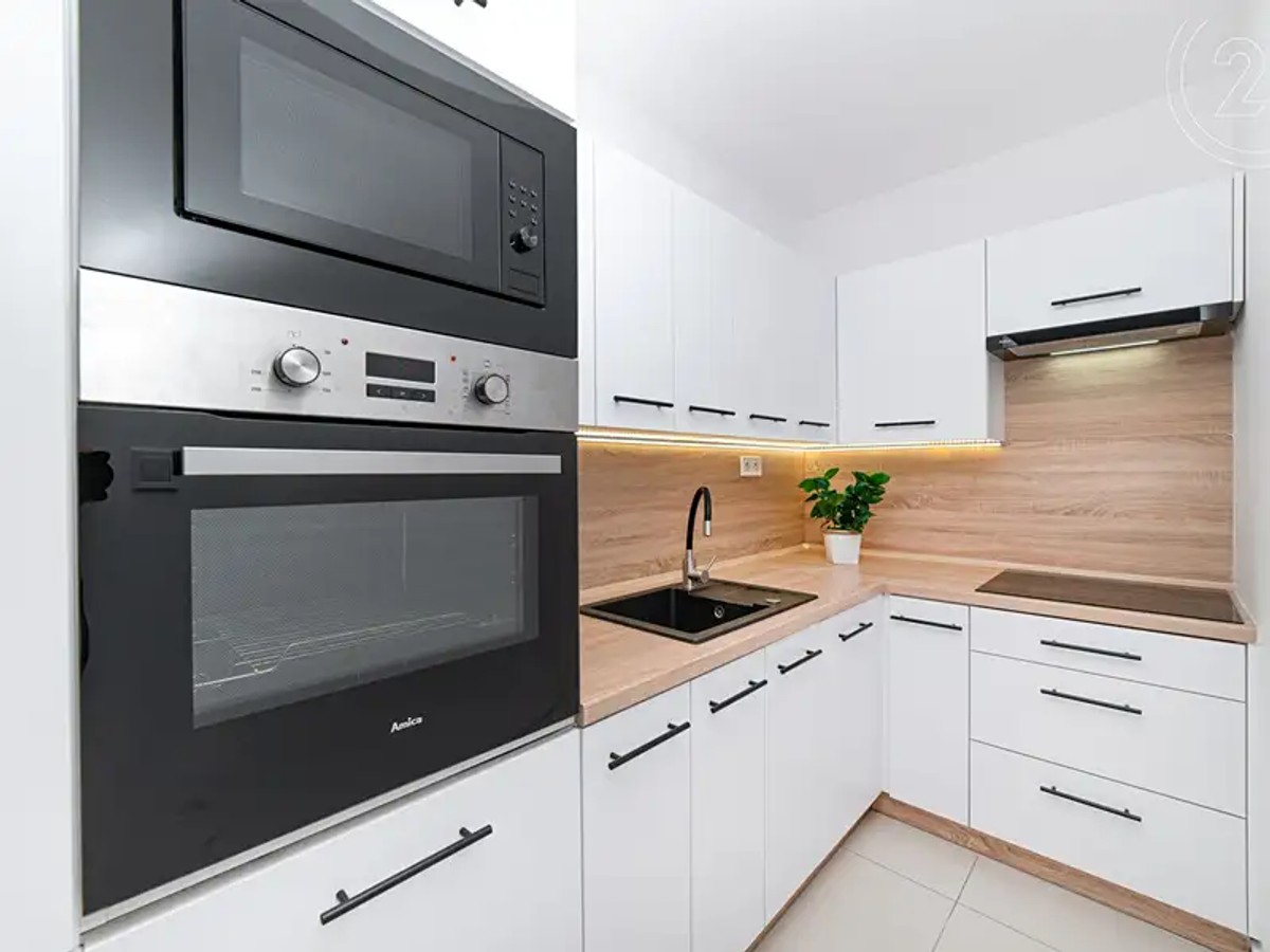 Prodej bytu 4+kk 68 m²