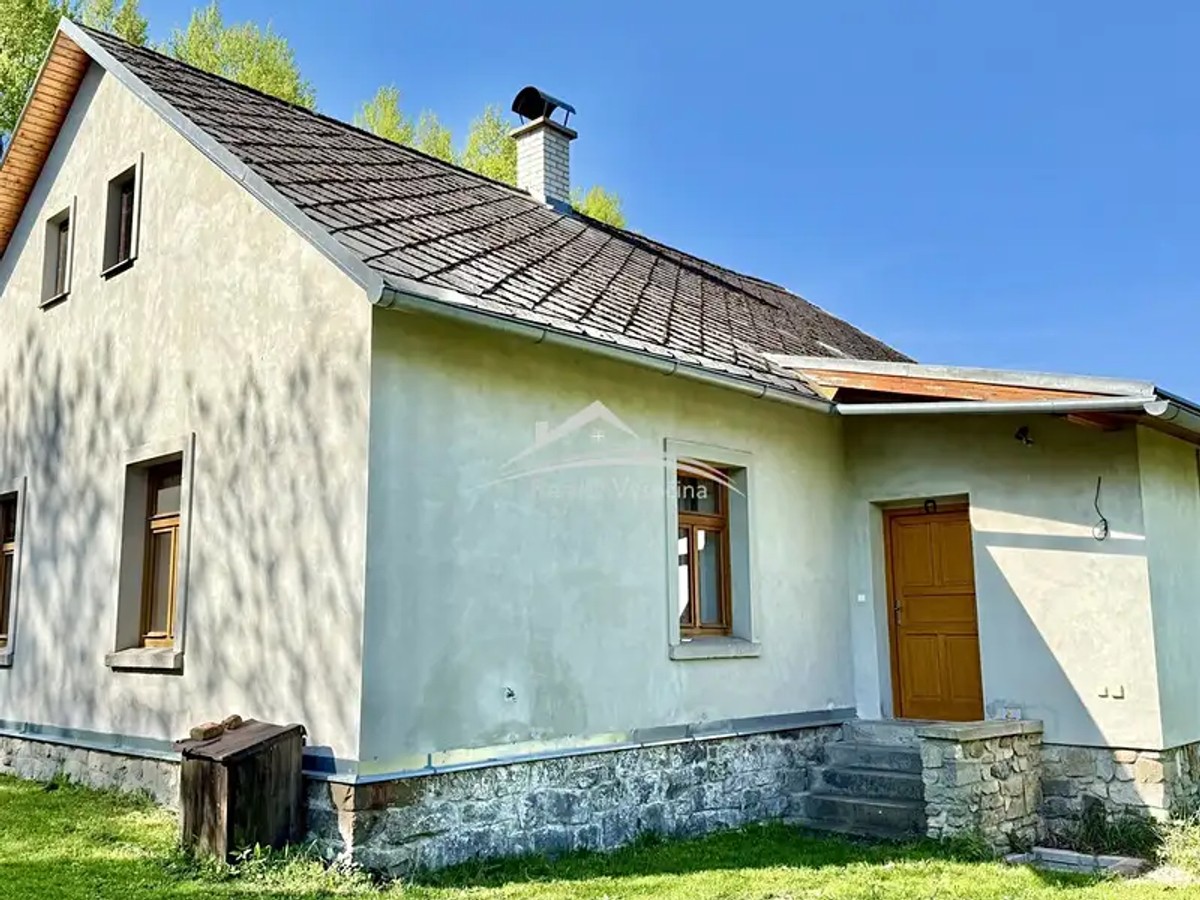 Prodej domu 100 m², pozemek 818 m²
