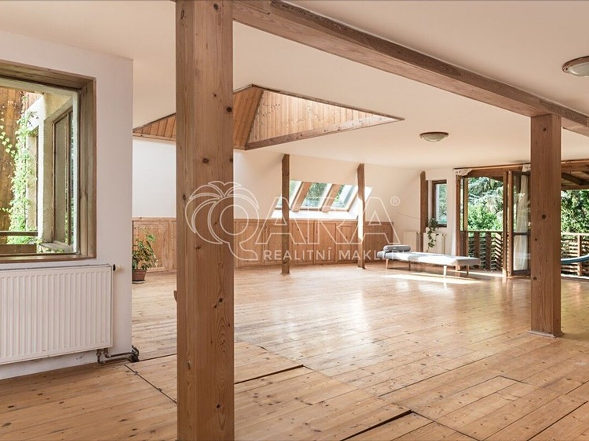 Prodaný dům 270 m², pozemek 908 m²