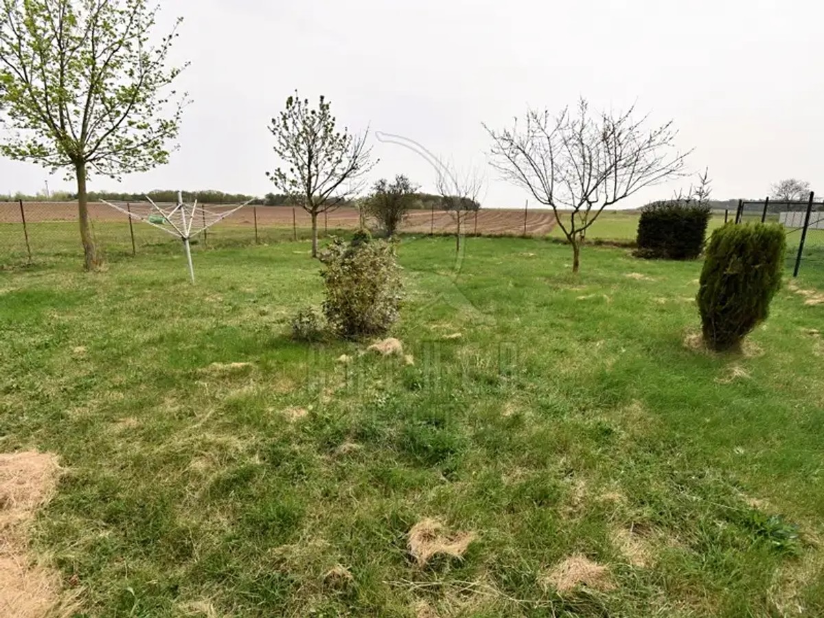 Prodej domu 100 m², pozemek 910 m²