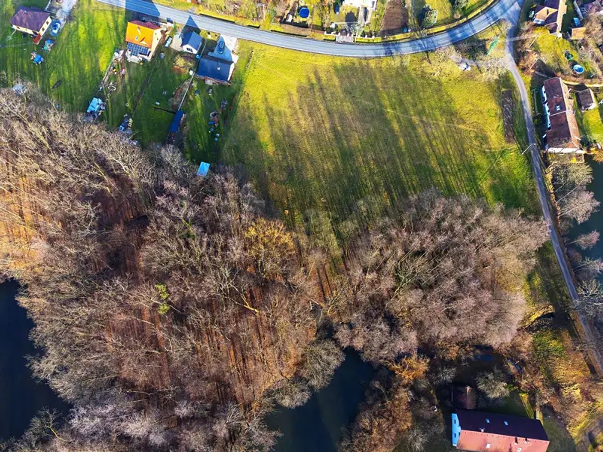 Prodej stavebního pozemku 9289 m²