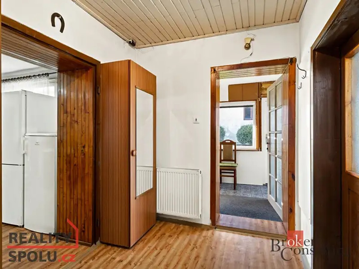 Prodej domu 297 m², pozemek 1378 m²