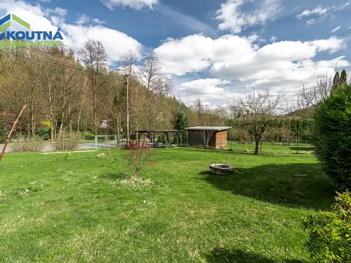 Prodej chaty 40 m², pozemek 880 m²