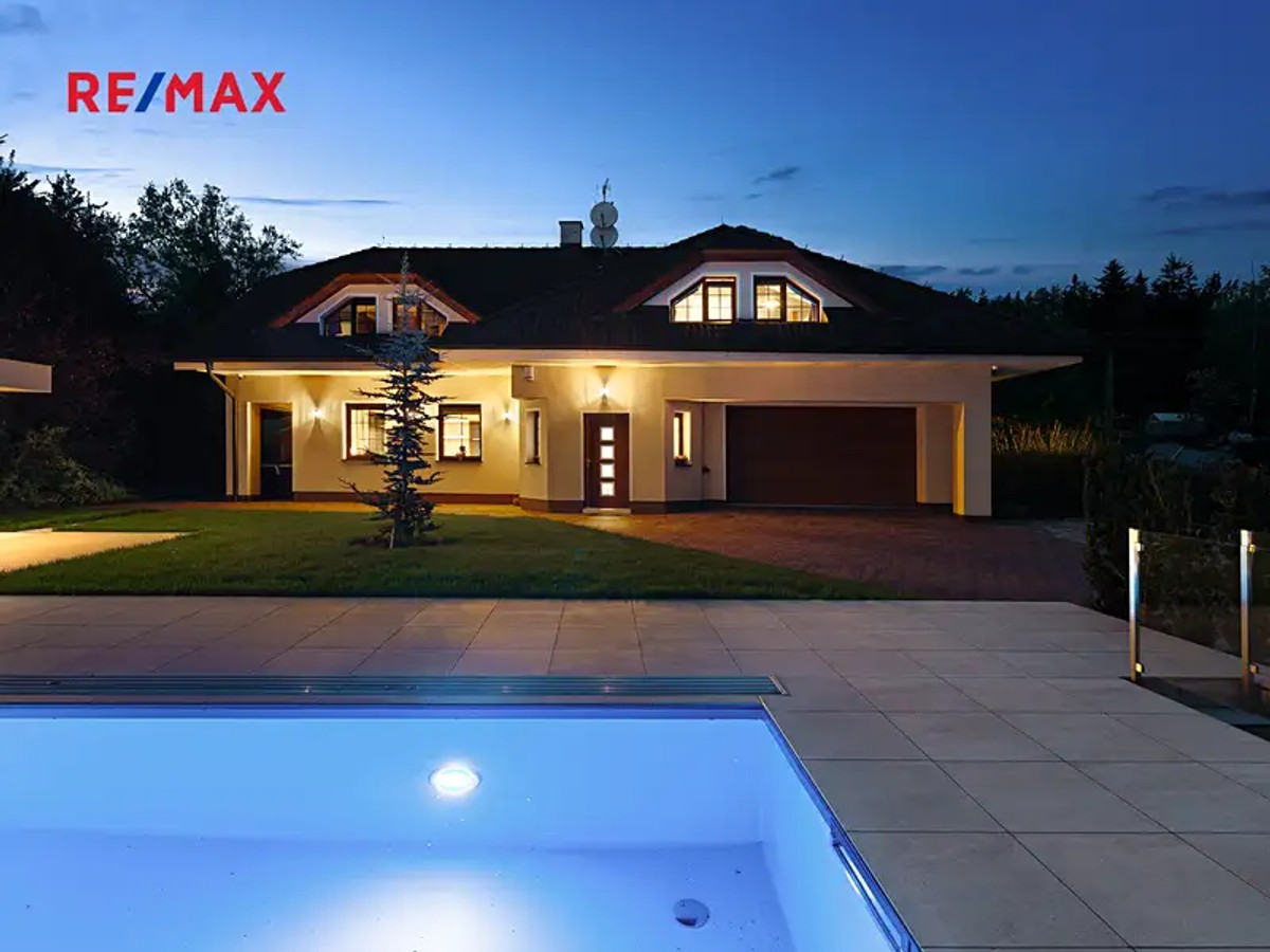 Prodej domu 307 m², pozemek 823 m²