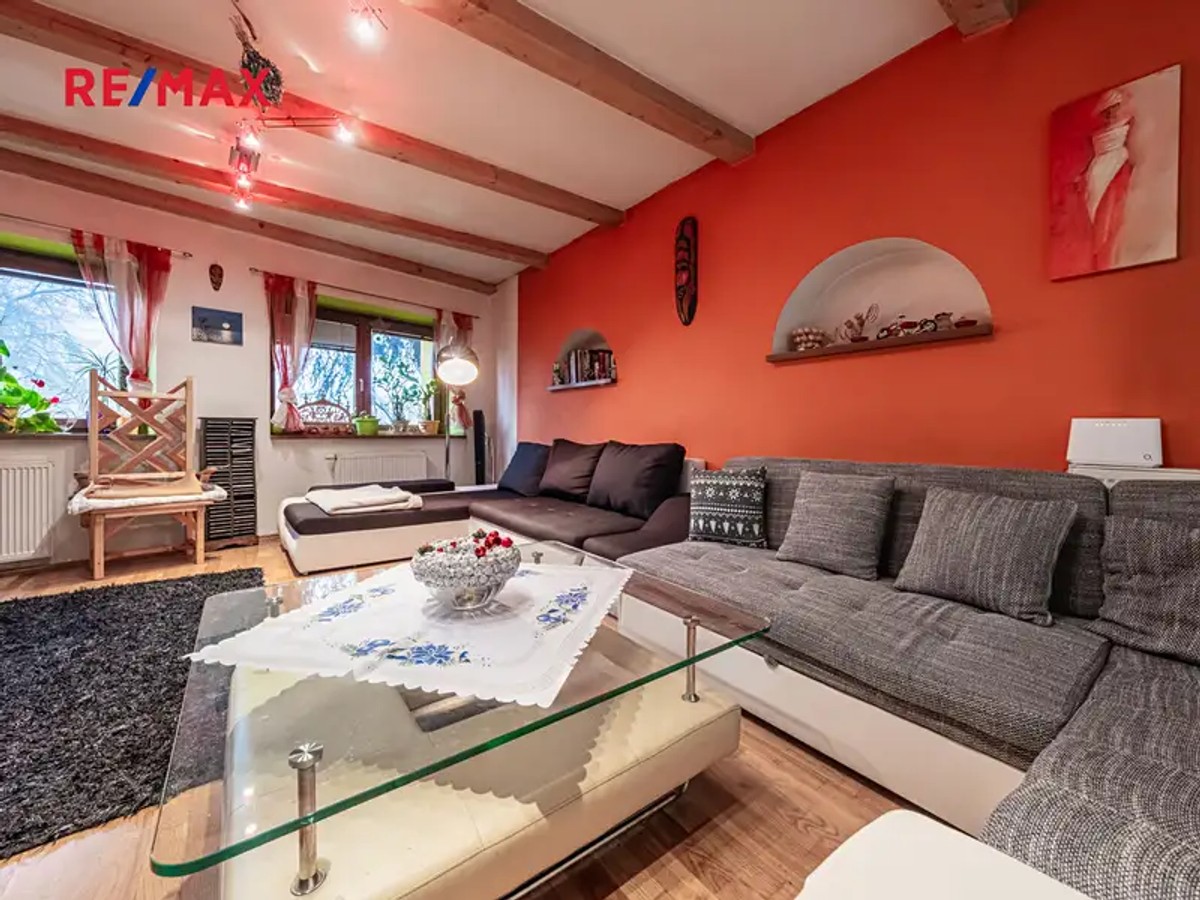 Prodej domu 350 m², pozemek 1872 m²