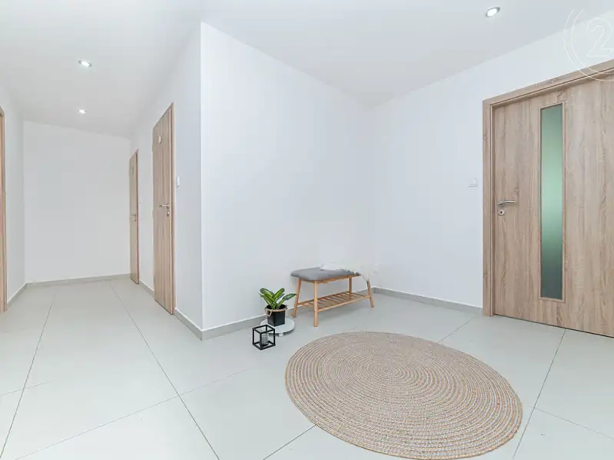 Prodej bytu 4+kk 68 m²