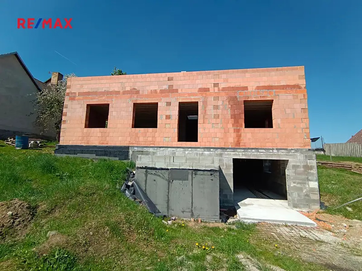 Prodej domu 195 m², pozemek 945 m²