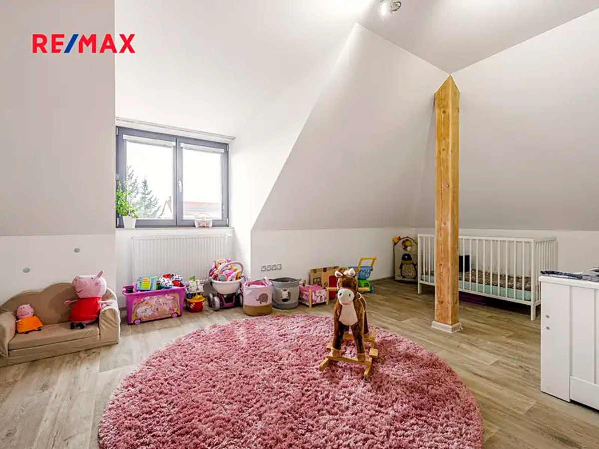Prodej domu 198 m², pozemek 697 m²