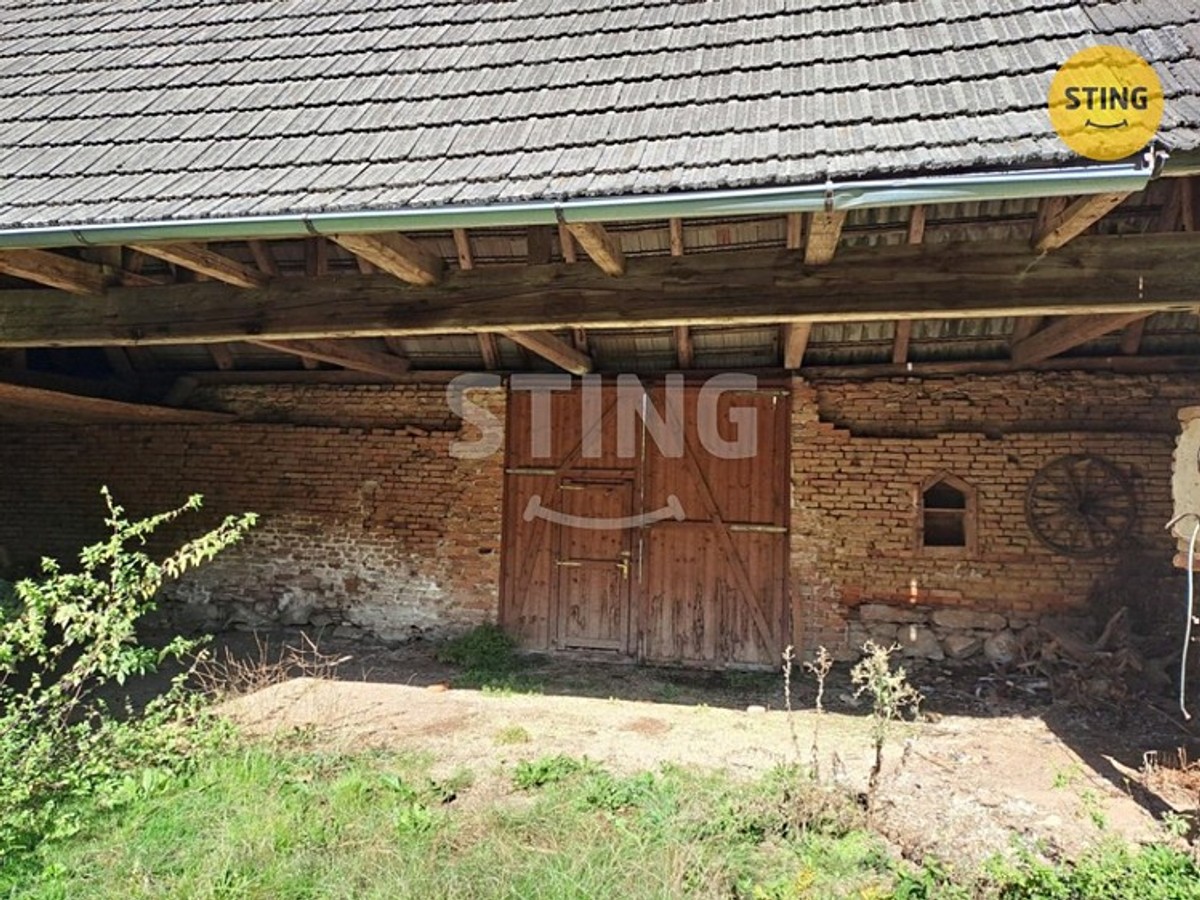 Prodej zemědělské usedlosti 200 m², pozemek 6393 m²