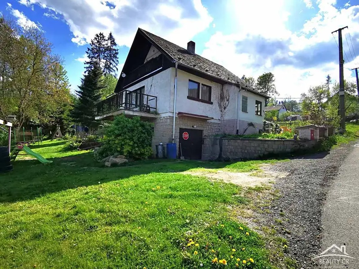 Prodej domu 190 m², pozemek 1579 m²