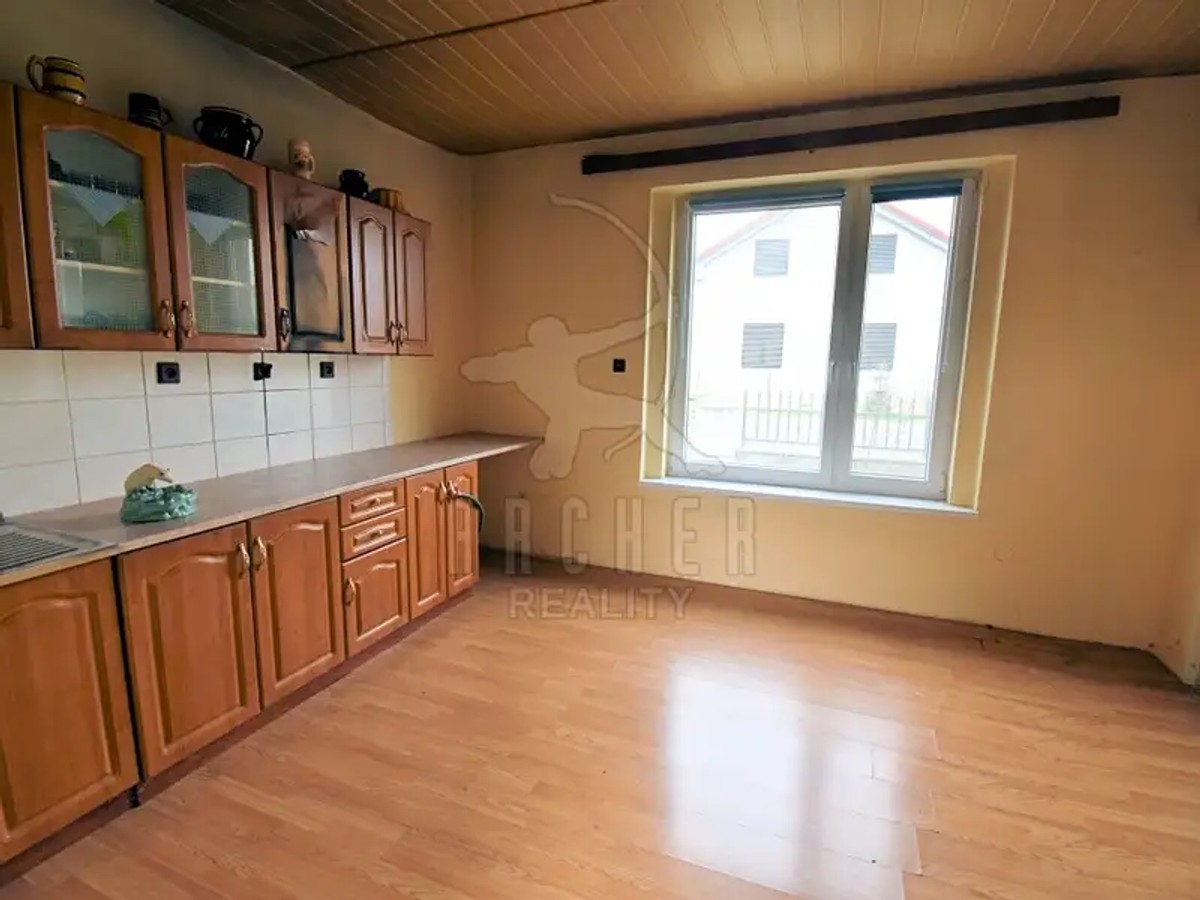 Prodej domu 100 m², pozemek 910 m²