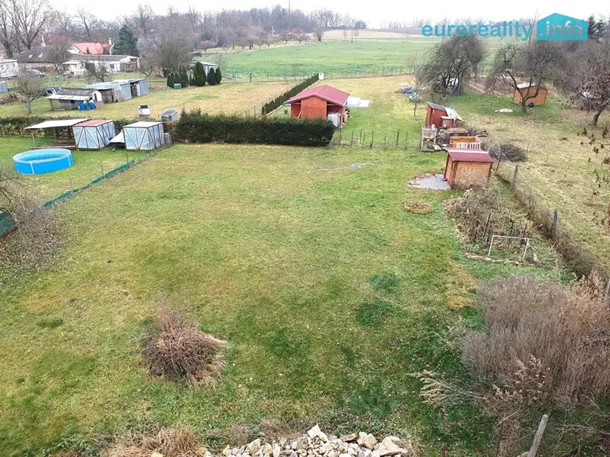 Prodej stavebního pozemku 856 m²