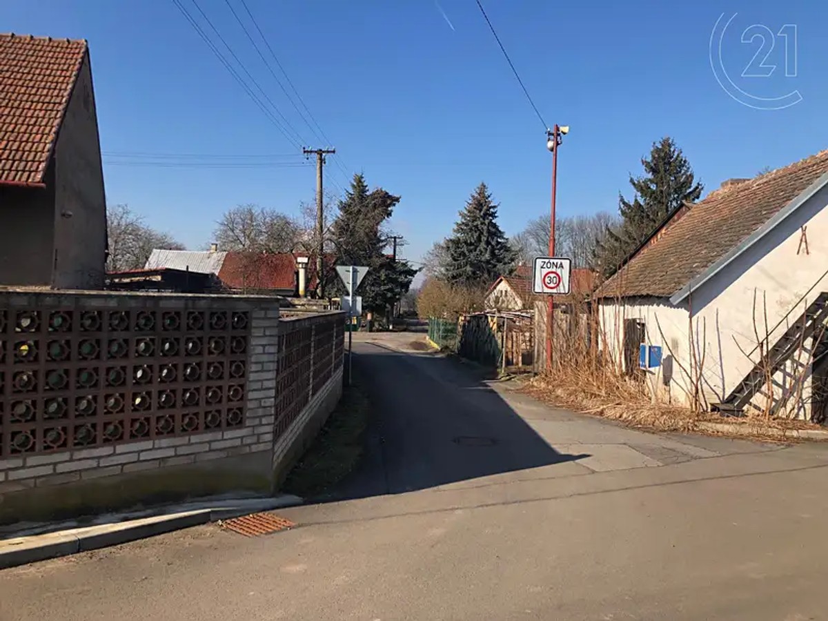 Prodej stavebního pozemku 808 m²