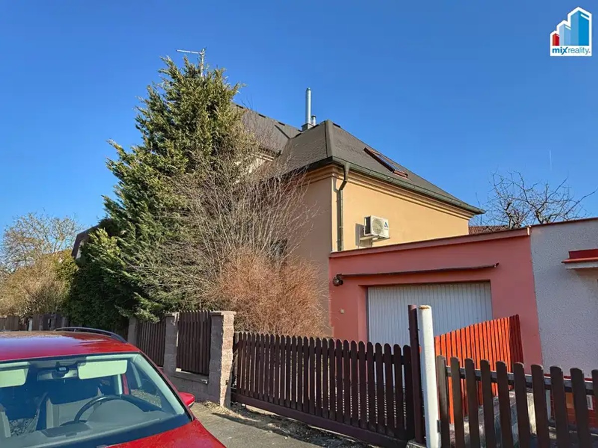 Prodej domu 160 m², pozemek 352 m²