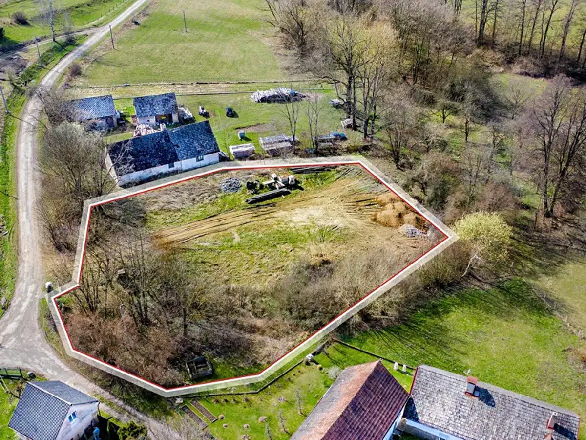 Prodej stavebního pozemku 2967 m²