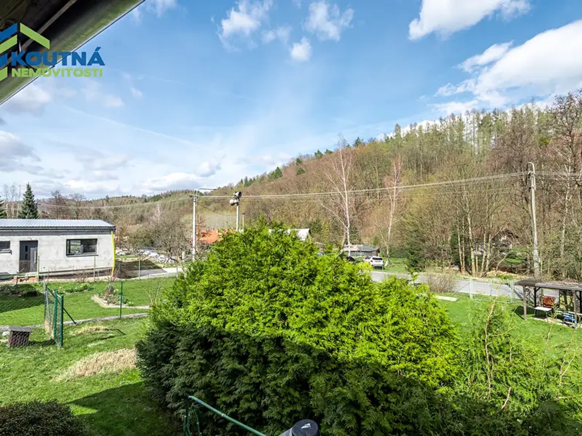 Prodej chaty 40 m², pozemek 880 m²