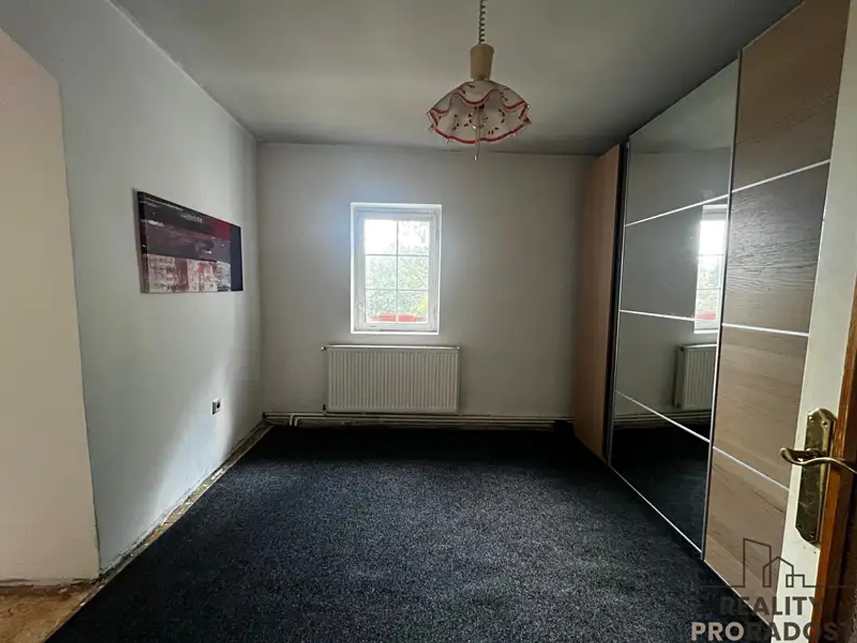Prodej domu 374 m², pozemek 675 m²