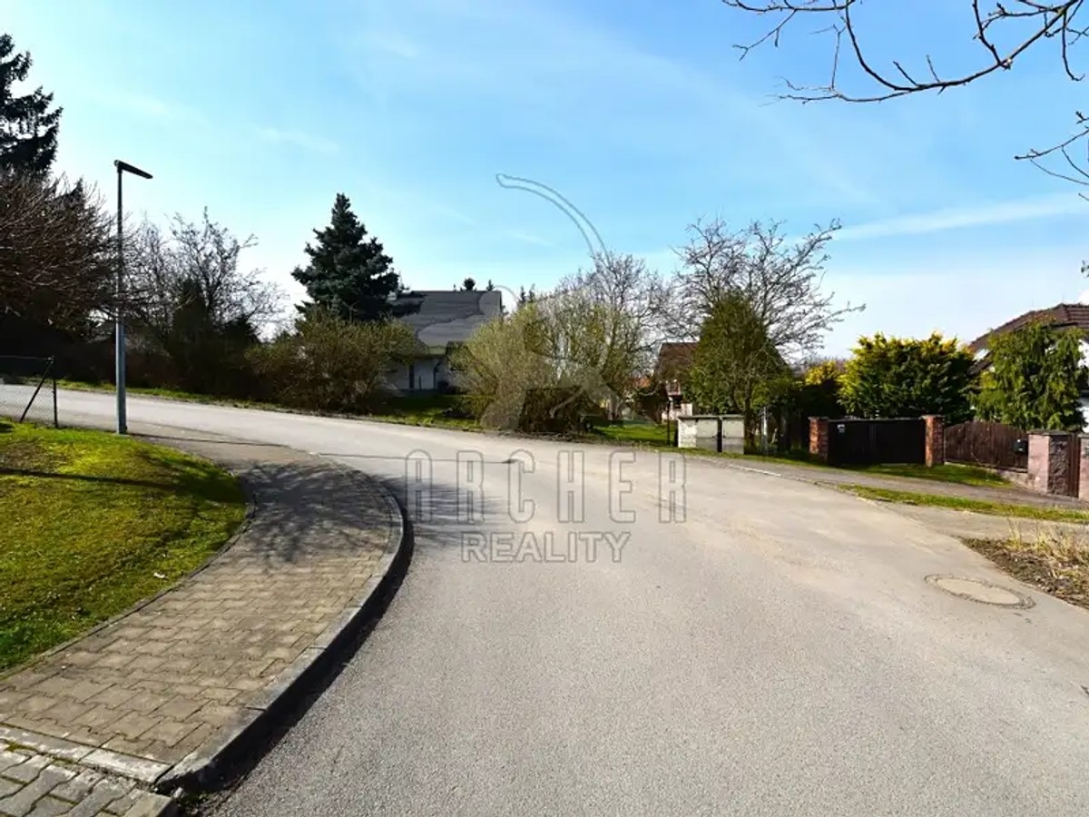 Prodej stavebního pozemku 628 m²
