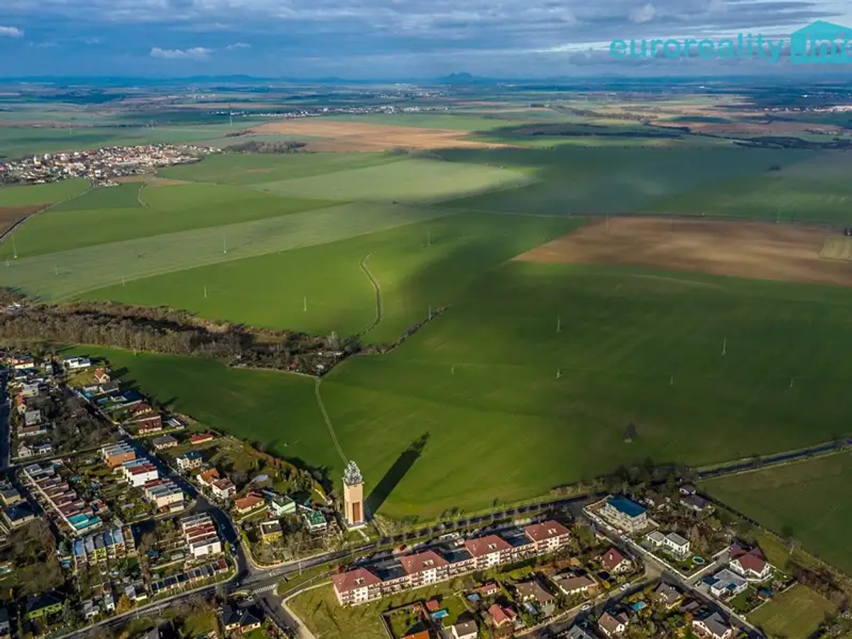 Prodej stavebního pozemku 600 m²