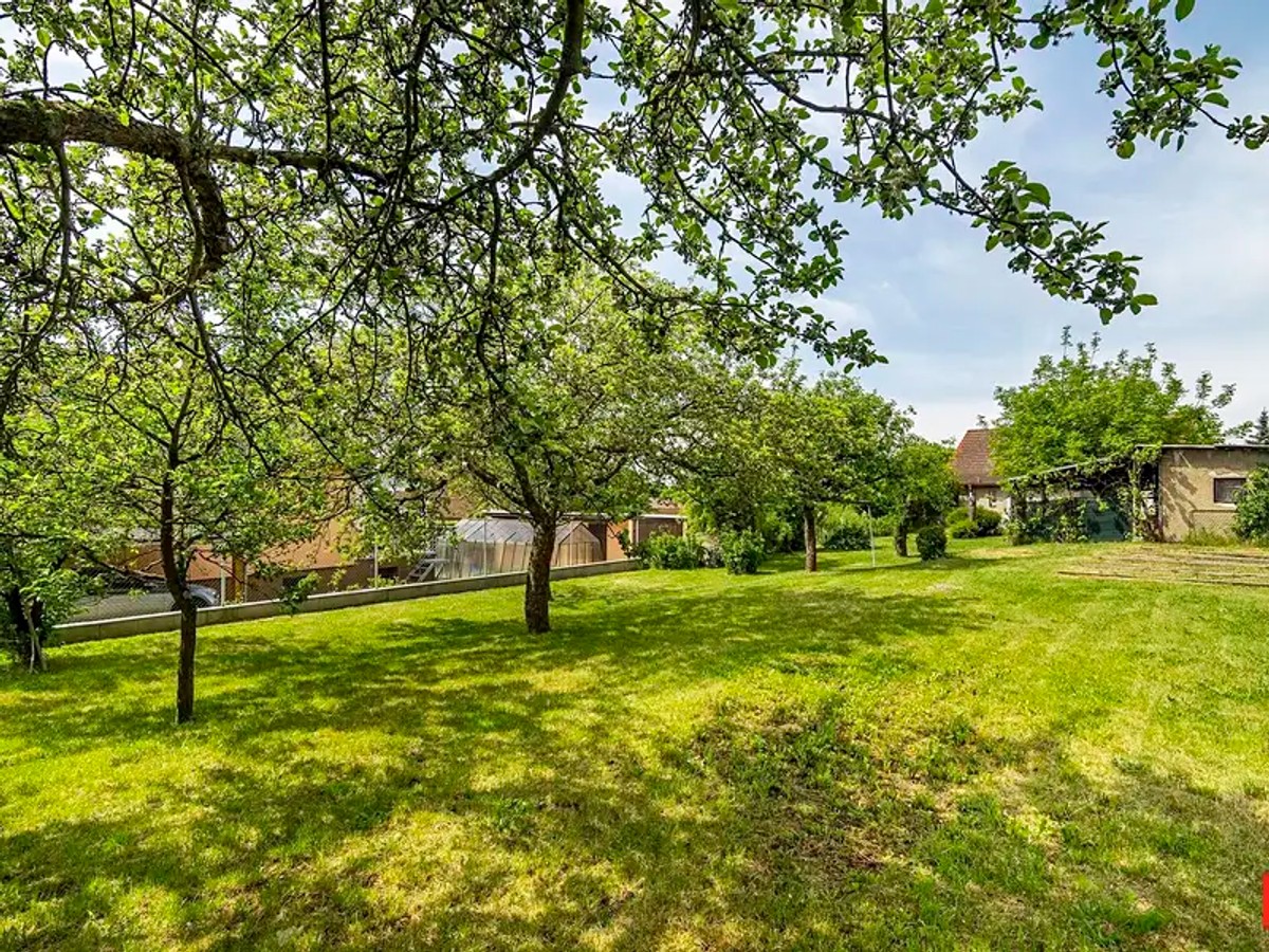Prodej stavebního pozemku 710 m²