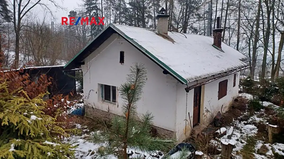 Prodaná chata 55 m², pozemek 393 m²