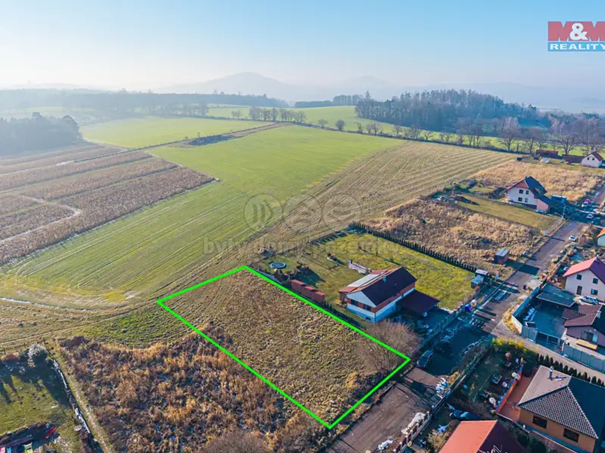 Prodej stavebního pozemku 1085 m²
