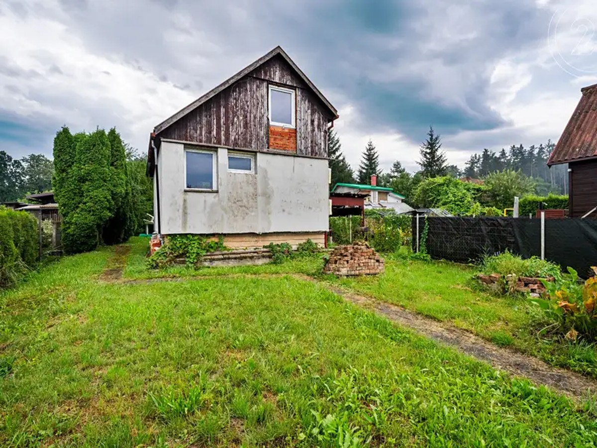 Prodej chaty 38 m², pozemek 26 m²