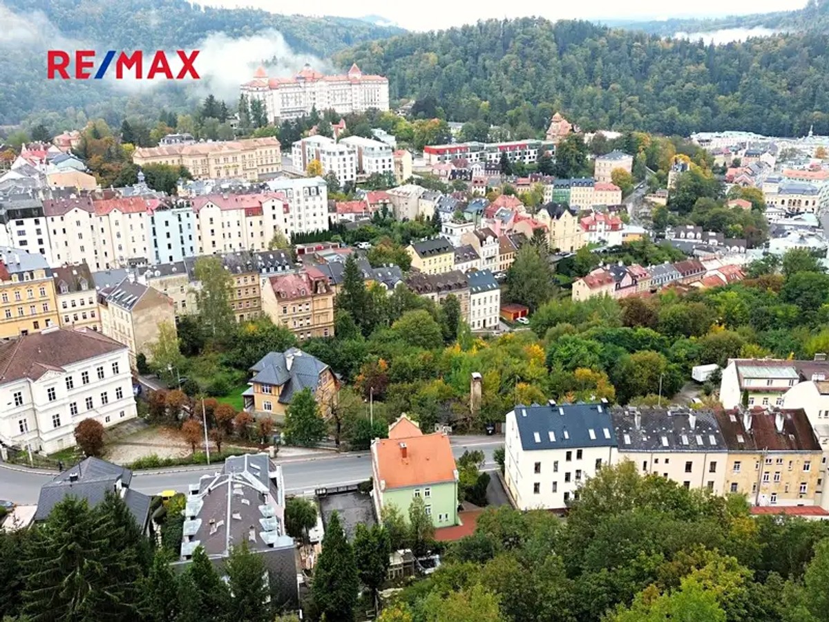 Prodej vily 482 m², pozemek 732 m²