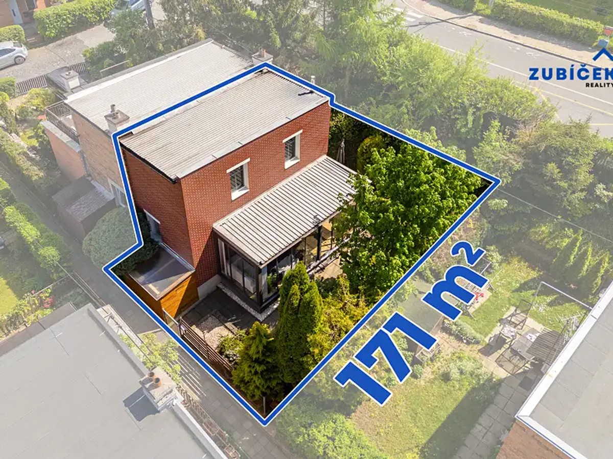 Prodej domu 100 m², pozemek 39 m²