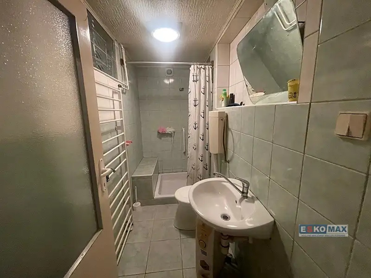 Prodej domu 300 m², pozemek 688 m²