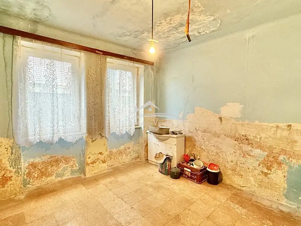 Prodej chalupy 100 m², pozemek 137 m²
