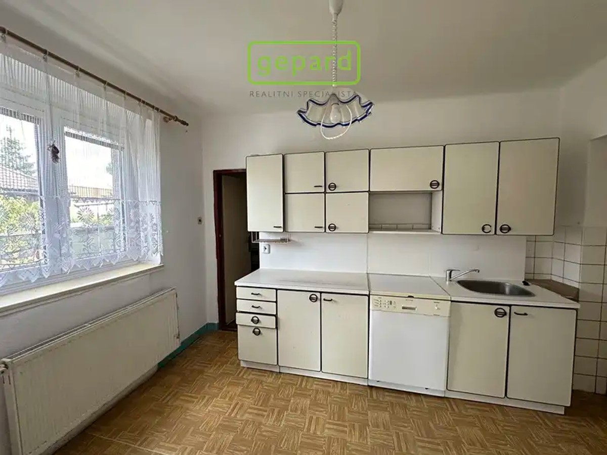 Prodej domu 160 m², pozemek 1338 m²