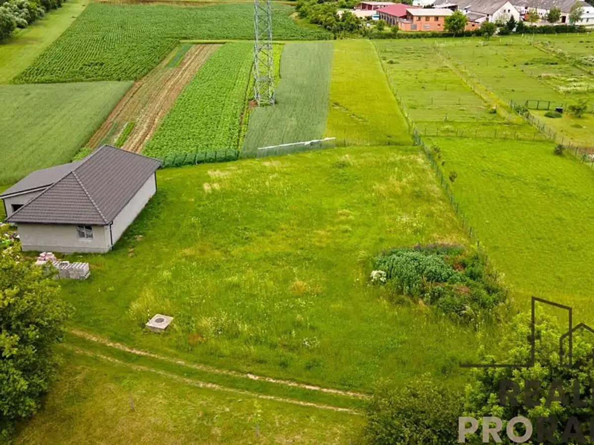 Prodej stavebního pozemku 689 m²