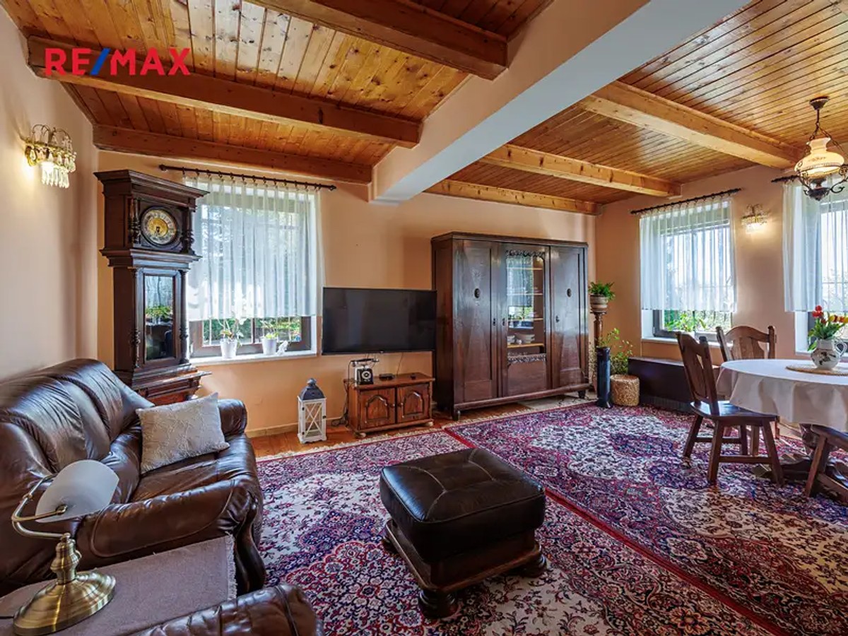 Prodej domu 204 m², pozemek 1737 m²
