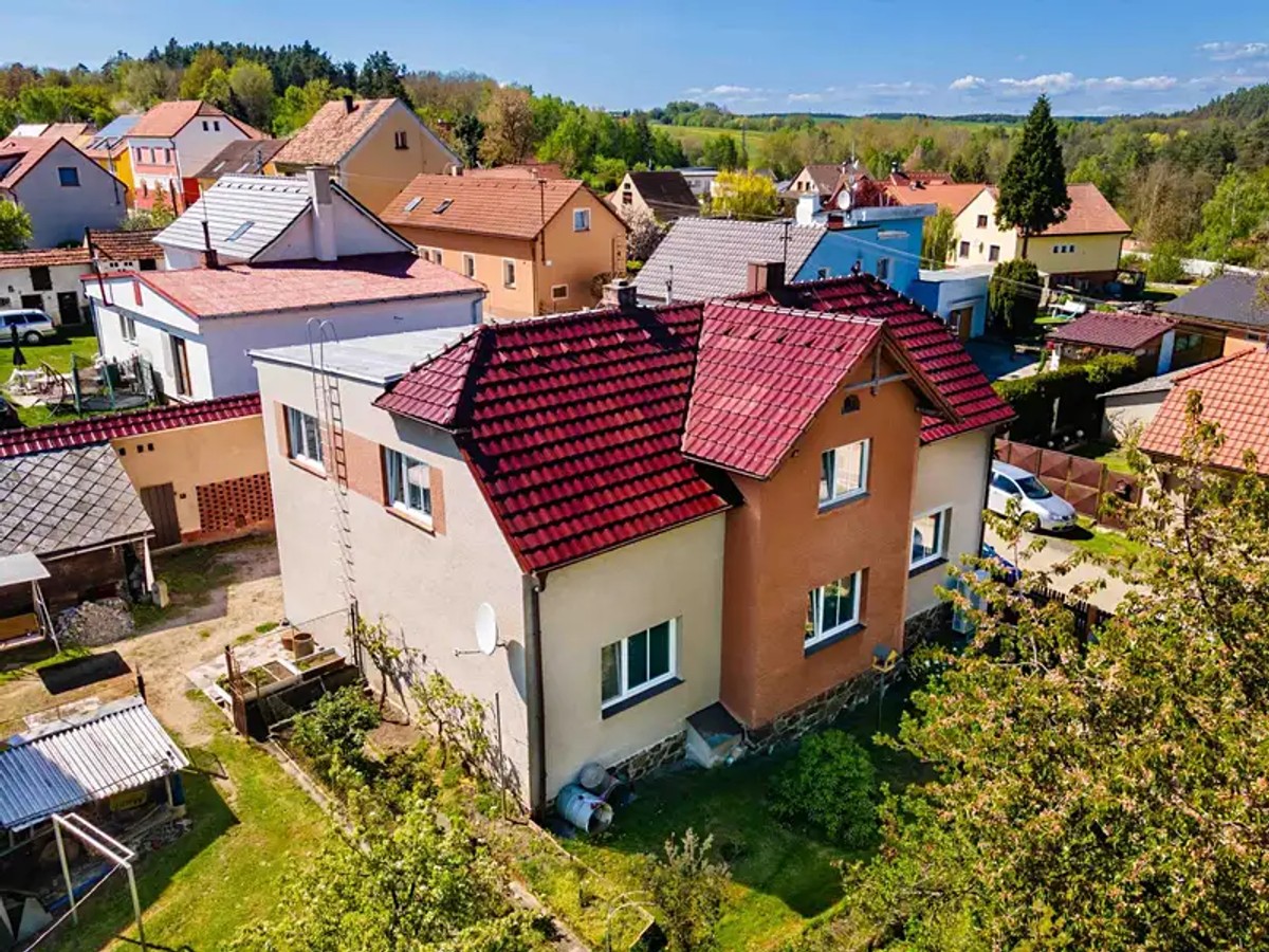 Prodej domu 183 m², pozemek 1698 m²