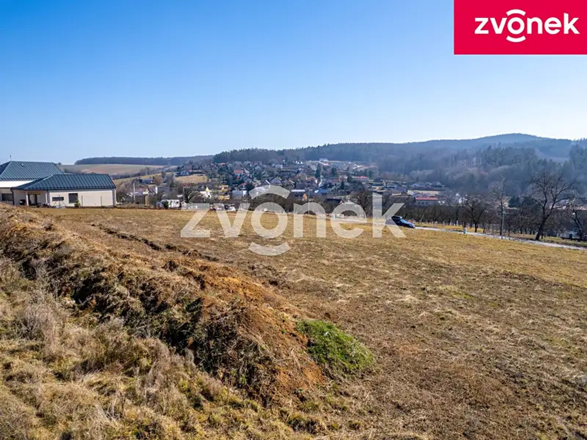 Prodej stavebního pozemku 1894 m²