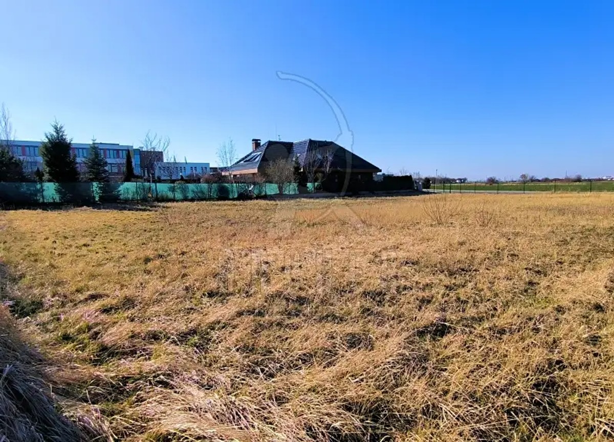 Prodej stavebního pozemku 1354 m²