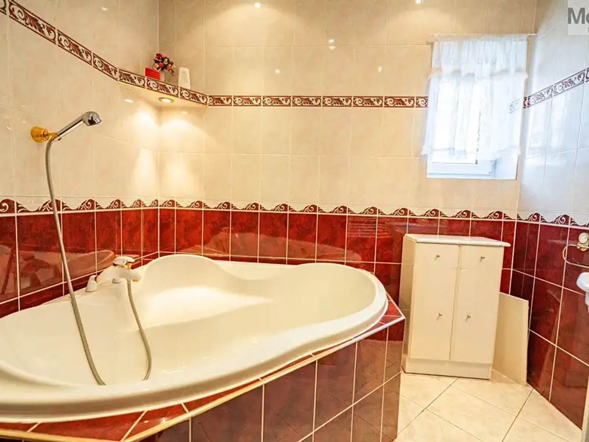 Prodej domu 180 m², pozemek 811 m²