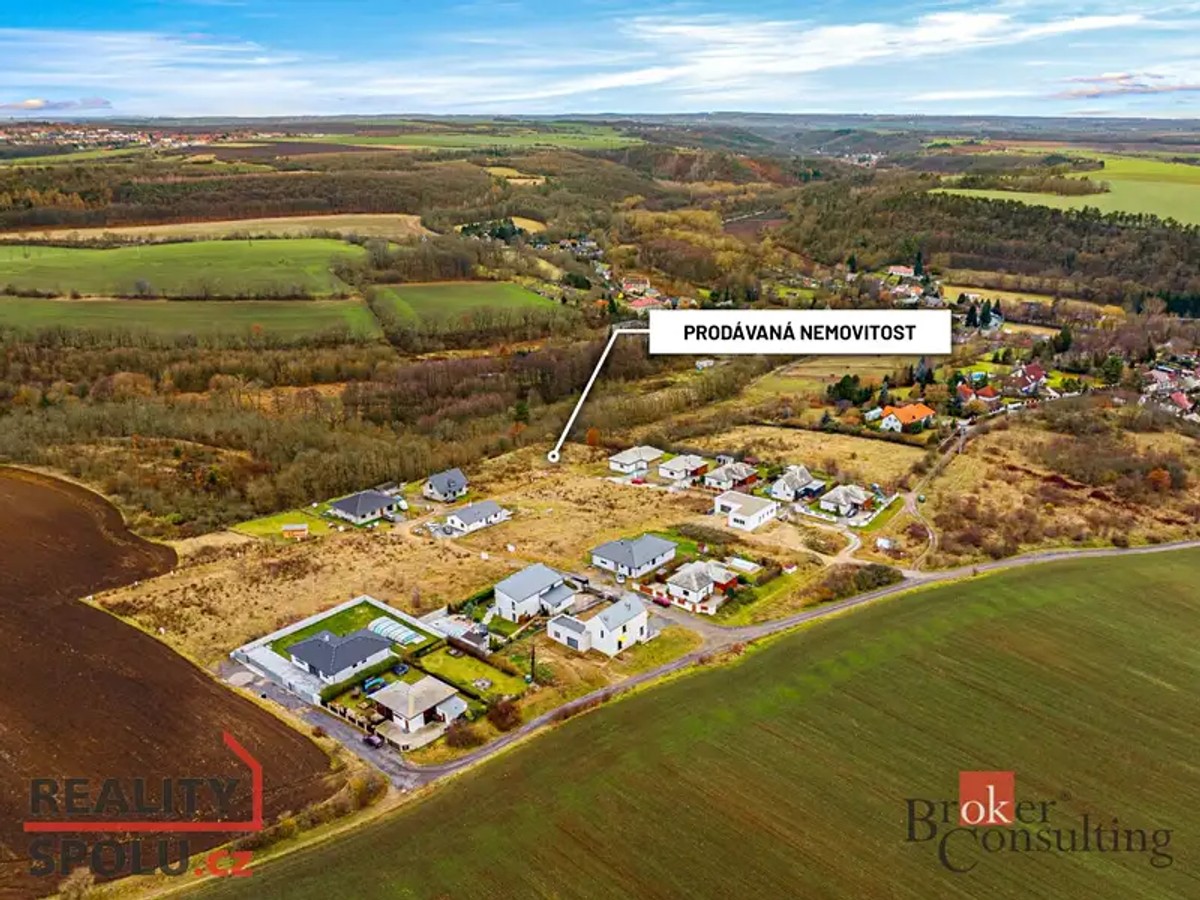 Prodej stavebního pozemku 875 m²