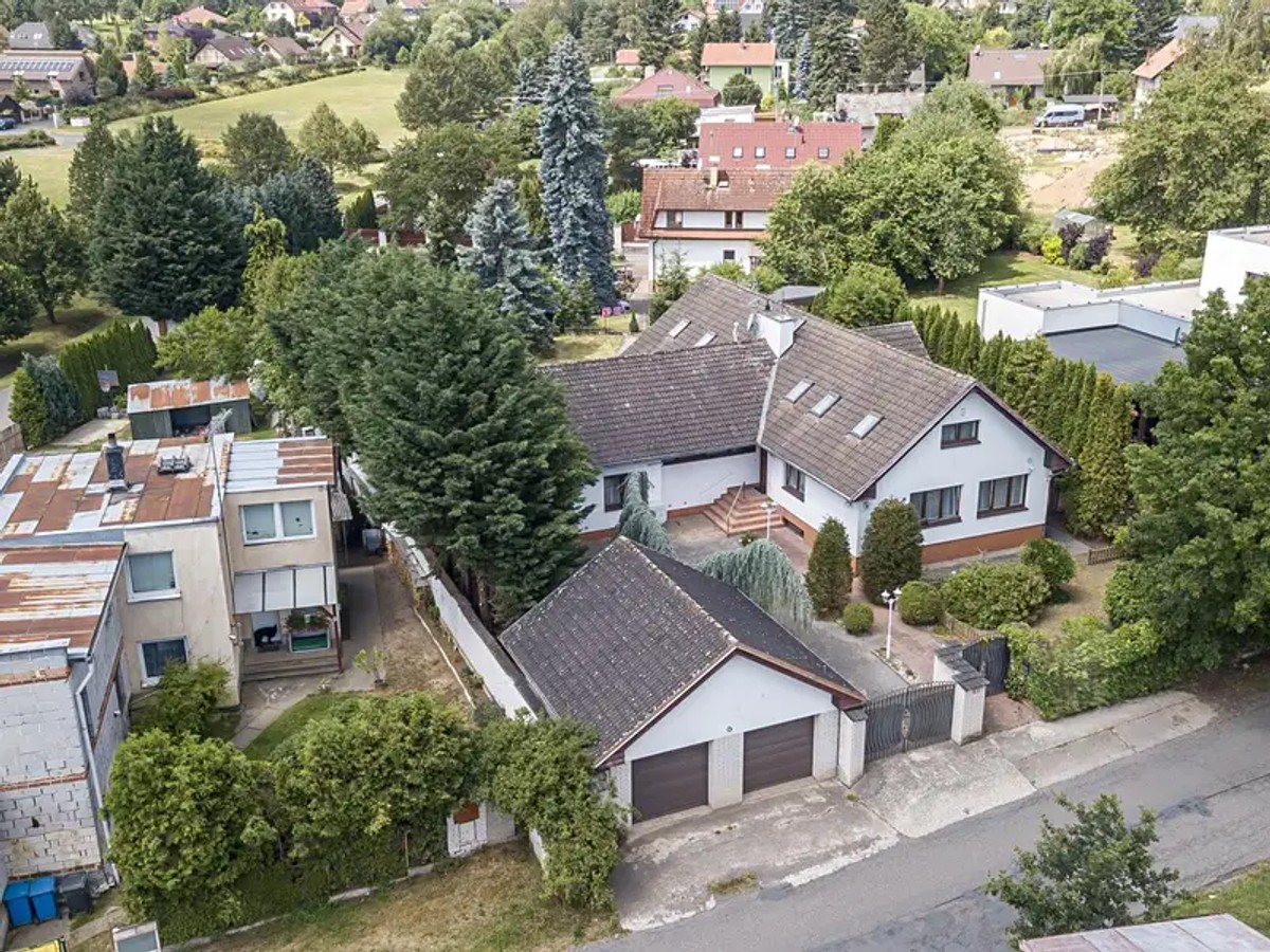 Prodej domu 450 m², pozemek 1292 m²