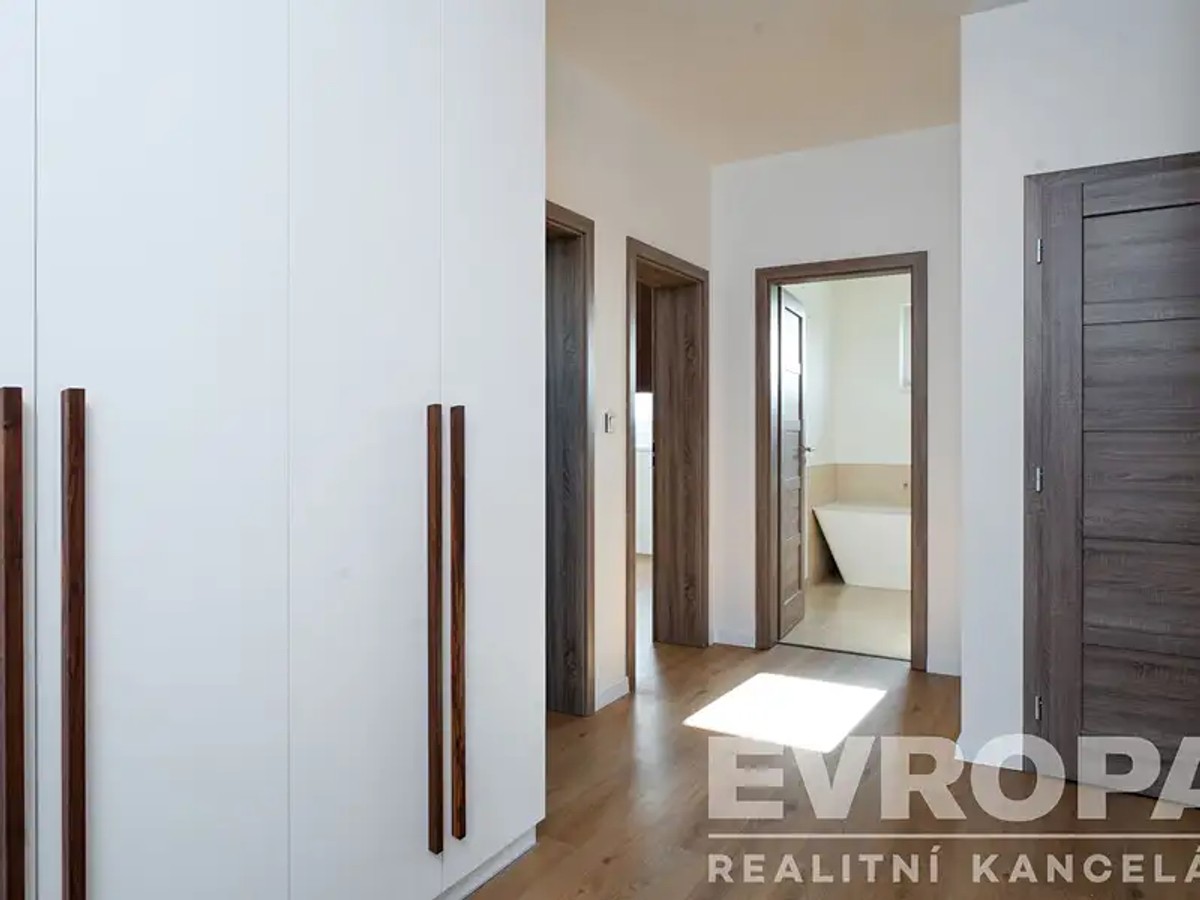 Prodej domu 100 m², pozemek 990 m²