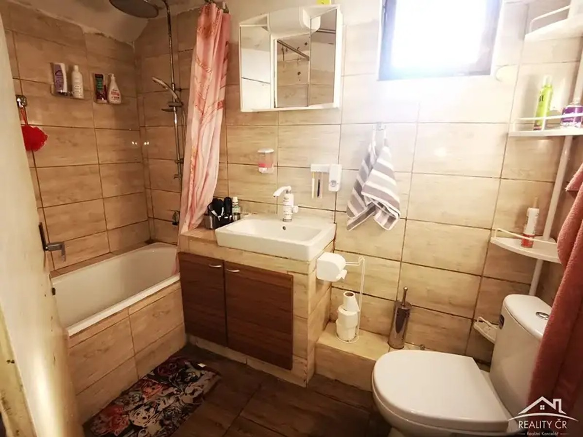 Prodej domu 147 m², pozemek 1025 m²