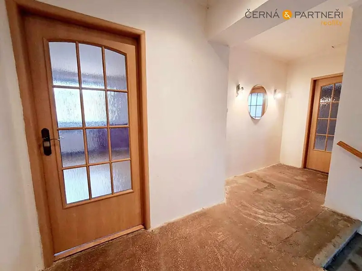 Prodej domu 244 m², pozemek 50 m²